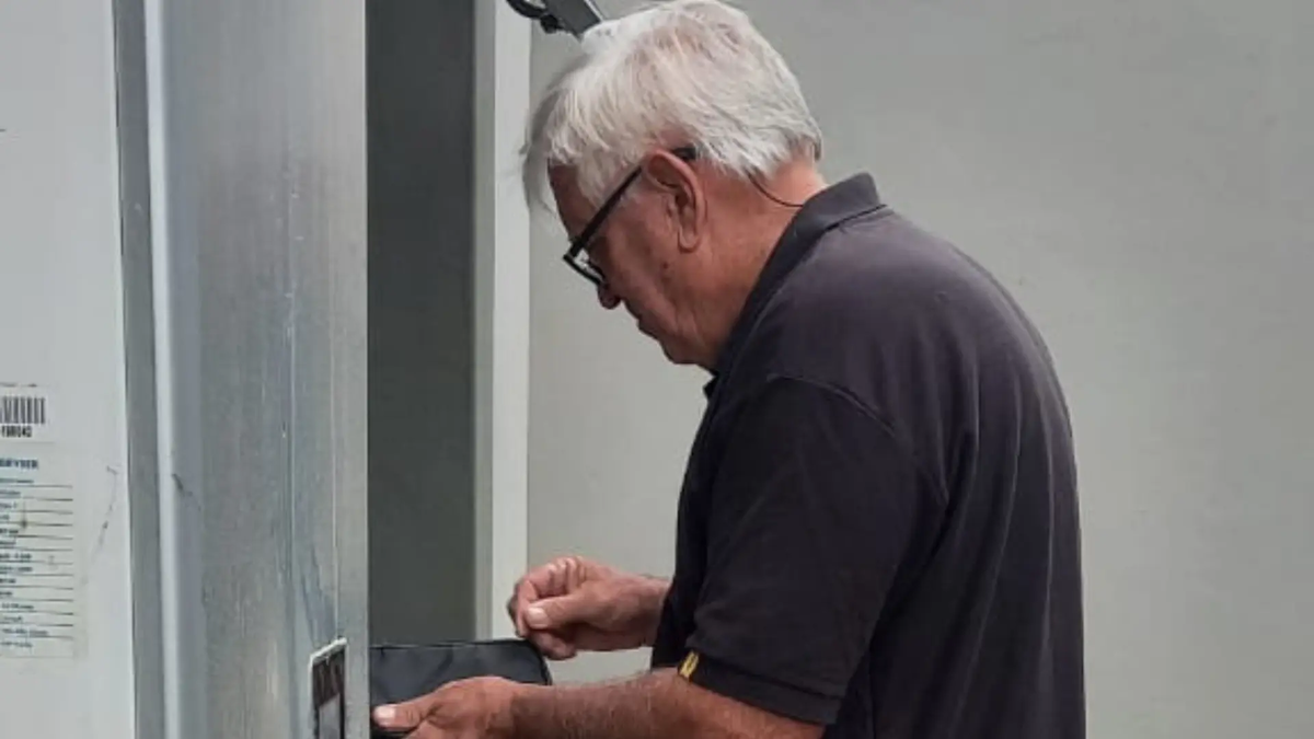 Alan Torley working on a gas geyser unit at a home in Pacaltsdorp, George